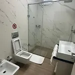 Hotel Vila Tirana 호텔