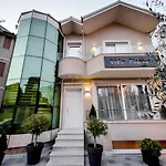 Hotel Vila Tirana 티라나