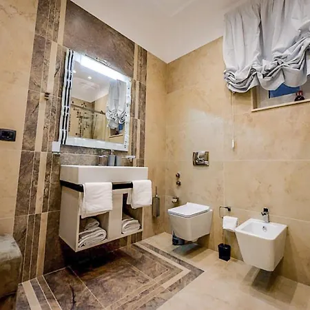 Hotel Vila Tirana ホテル 3*