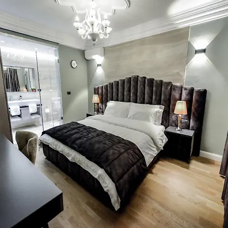 Hotel Vila Tirana 3* Тирана