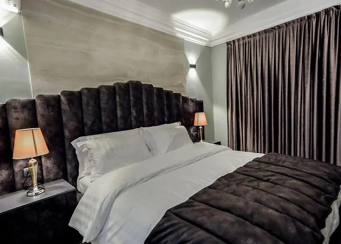 Hotel Vila Tirana 호텔 3*