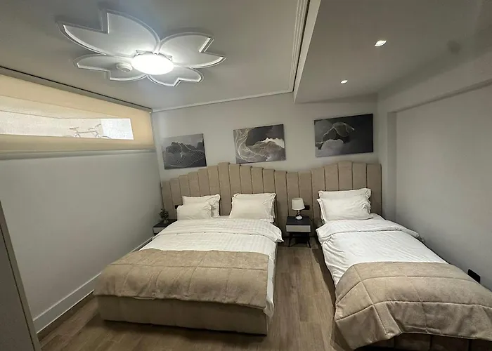 호텔 Hotel Vila Tirana