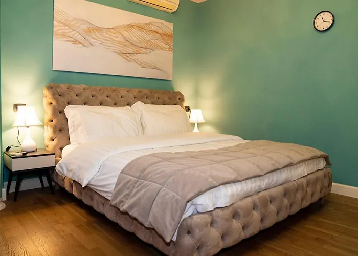 Hotel Vila Tirana 호텔 티라나